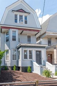 7 50th St