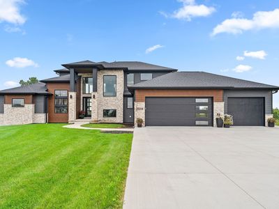 2016 Jen Dr