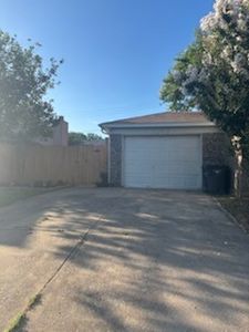 2805 Woodmont Trl
