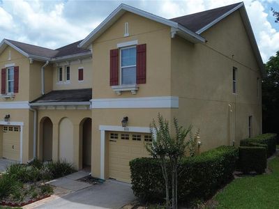 1111 Peterson Pl