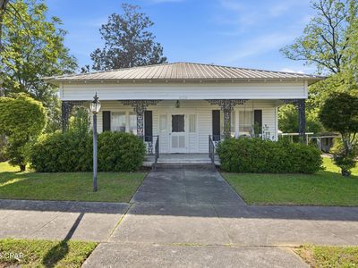 Property at 409 S Depot St, Bonifay, FL