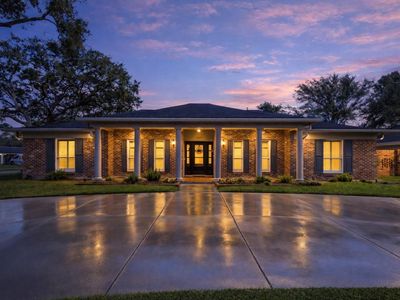 5222 N Braeswood Blvd