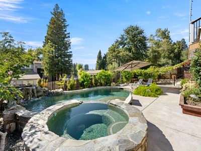 5121 Ridgevine Way