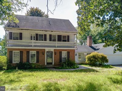 5033 Woodbox Ln