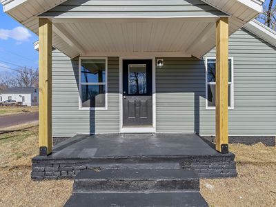 2435 W Calhoun Street