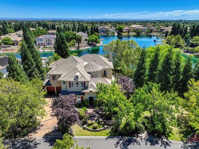 4941 Waterstone Dr