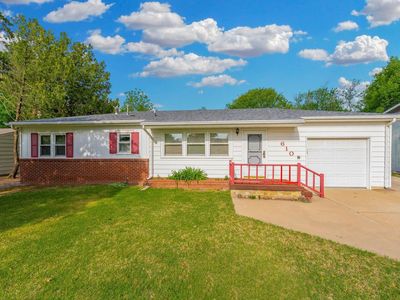 Property at 610 Morningside Dr, Wellington, KS