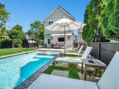 517 Monmouth Avenue