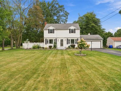 48 Holmes Rd