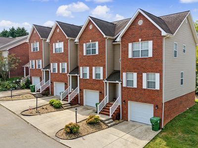 106 Olivia Ln