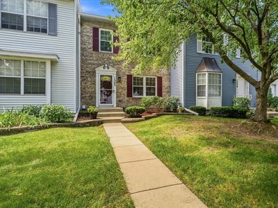 Property at 1342 Arlington Ct, Geneva, IL