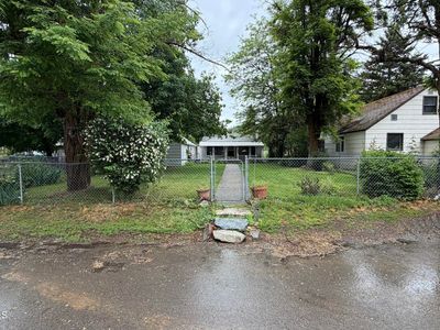 212 Hill St