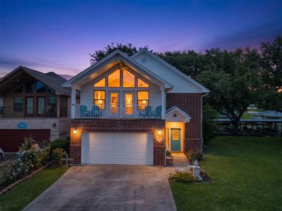 180 Beacon Ln