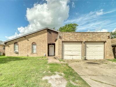 3317 Cresthill Dr