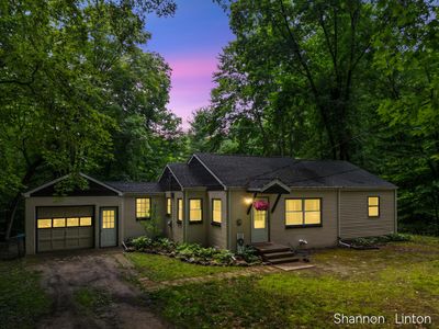 746 W 48th St