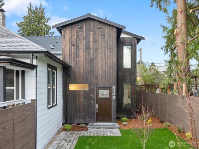 828 S Sullivan Street #B