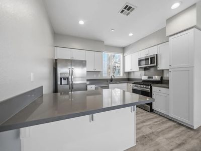 8850 Olive Ln Unit 16