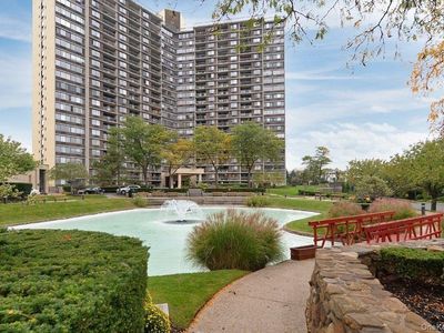 1 Bay Club Drive #19H