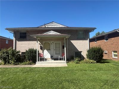 952 N Highland Ave