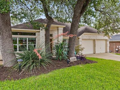 1909 Holly Hill Dr