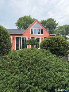 34 Quotonset Lane
