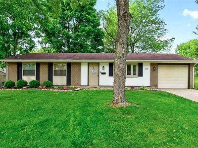 330 Woodlawn Dr