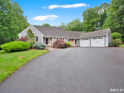 213 Lincoln Drive