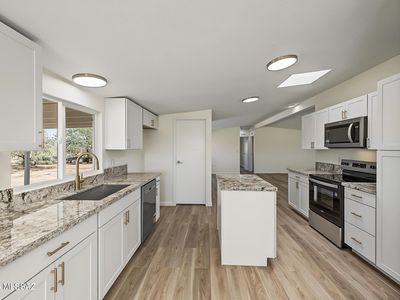 12130 W Catherine Ln