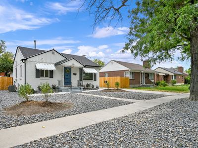 848 N Poinsettia Dr W