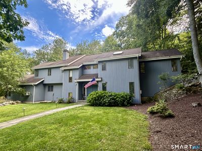 4 Deerfield Road