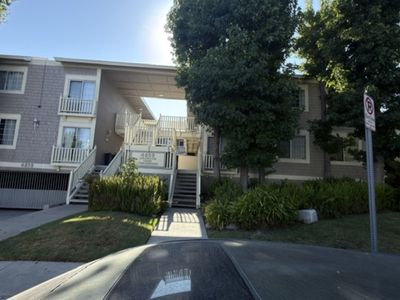 Property at 4859 Coldwater Canyon Ave APT 14, Sherman Oaks, CA