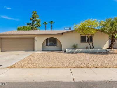 2118 E Carson Drive