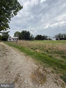 521 Forest Grove Rd