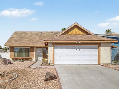 4725 Lake Pl
