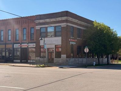 106 E Main St #2