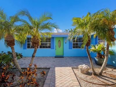 125 CRESCENT DRIVE