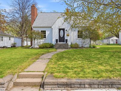 2232 Branch Ave