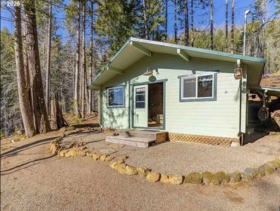 100 E Osprey Ln