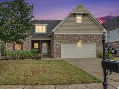 833 Madison Ln