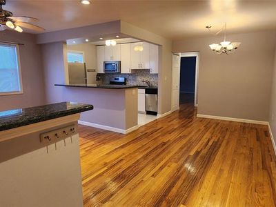 32 Knox Ter APT 1D