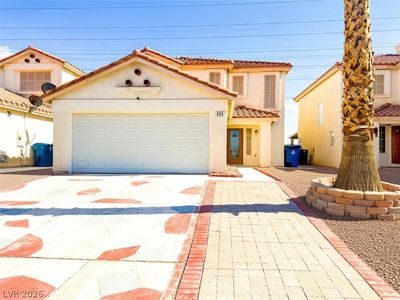 935 Plantain Lily Ave