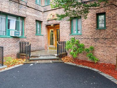 1555 Unionport Rd APT 7B