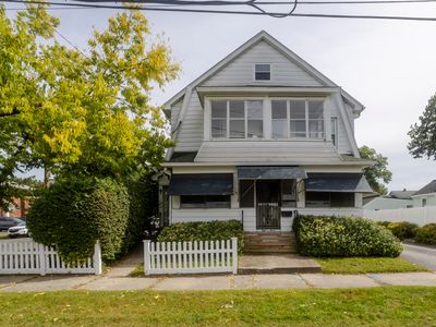81-83 Chestnut St