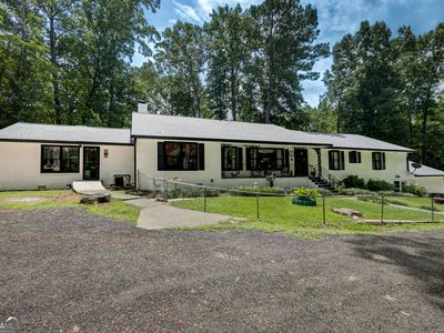260 Lamar Smith Dr