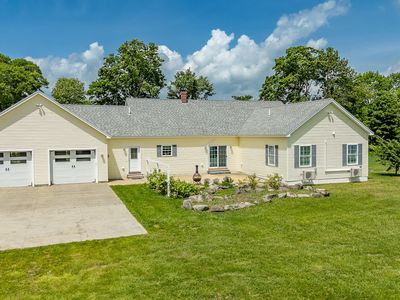 585 Charleston Road
