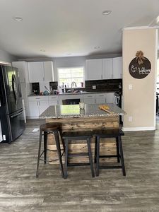 2016 Sandy Plains Rd