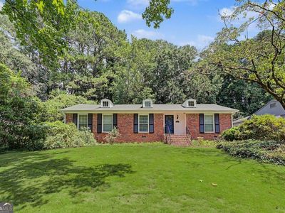 2037 Desmond Dr