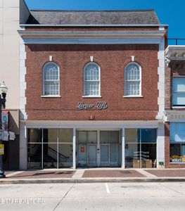 308 Wall Ave #9