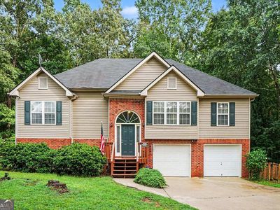 352 Academy Woods Dr