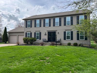 Property at 873 Falkirk Ct, Pickerington, OH